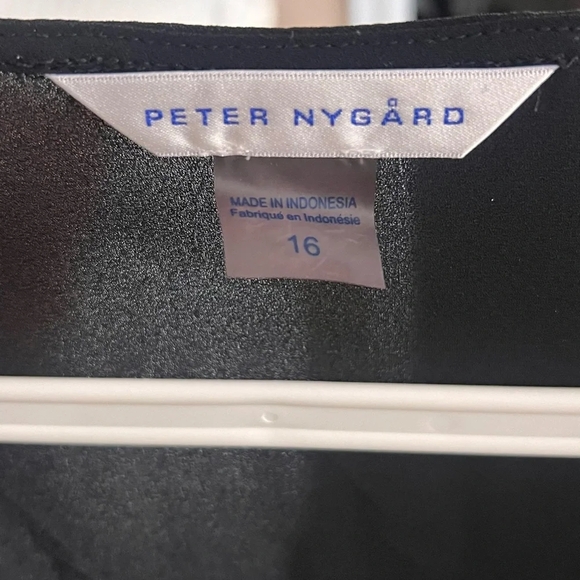 Peter Nygard Black Blouse with White Accents - Picture 2 of 2